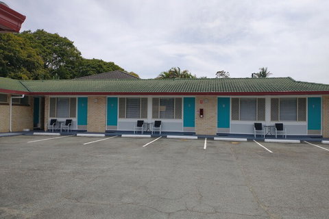 Aspley Sunset Motel - Local Tourism 1