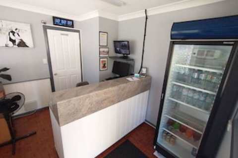 Aspley Sunset Motel - Local Tourism 0