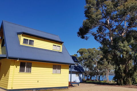 Four Seasons Waterfront Villas - Accommodation Australia 3