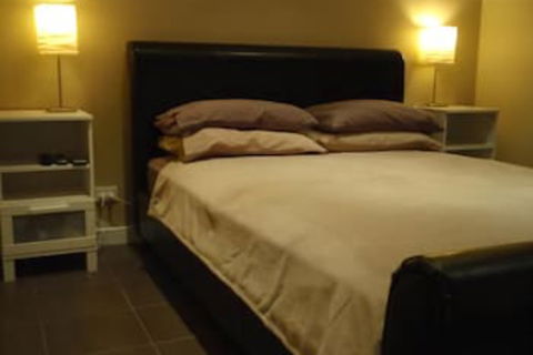 Waikiki Beach Bed & Breakfast - Accommodation Australia 6