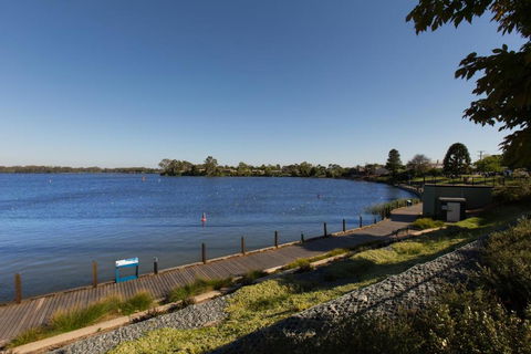 Nagambie Waterfront Motel - Australia Shopping 4