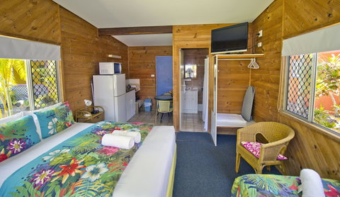 Bargara Gardens Motel & Holiday Villas - Local Tourism 5