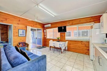Bargara Gardens Motel & Holiday Villas - Local Tourism 6