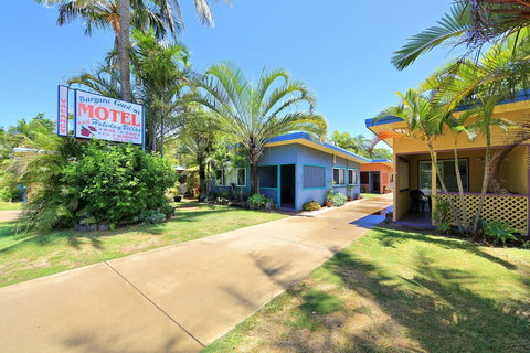 Bargara Gardens Motel & Holiday Villas - Local Tourism 0