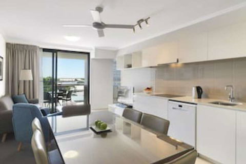 Oaks Mackay Carlyle Suites - Local Tourism 0