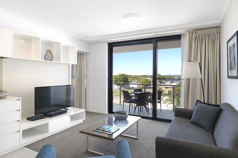 Oaks Mackay Carlyle Suites - Local Tourism 6