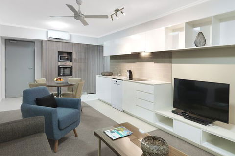 Oaks Mackay Carlyle Suites - Local Tourism 2