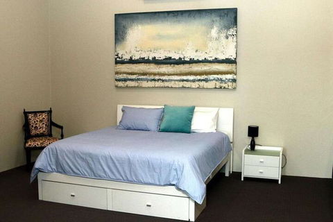 Fairway Manor Accommodation - Accommodation Australia 7