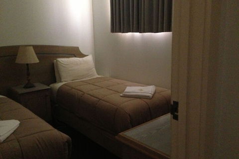 Nunawading Motor Inn - Accommodation Australia 5