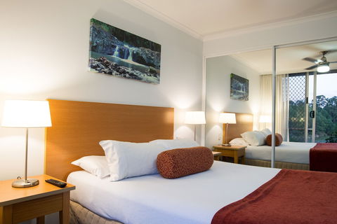 Cedar Lake Country Resort - Local Tourism 3