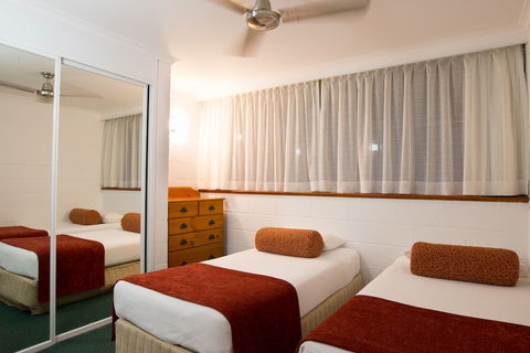 Cedar Lake Country Resort - Local Tourism 0