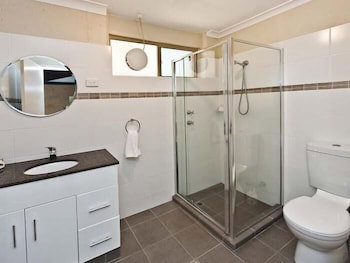 Riverway Chalets - Accommodation Australia 5