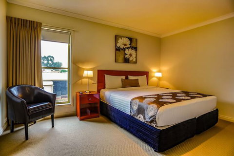 Murray Waters Motor Inn & Apartments - Accommodation Australia 6