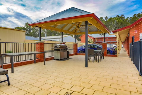 Murray Waters Motor Inn & Apartments - Accommodation Australia 2