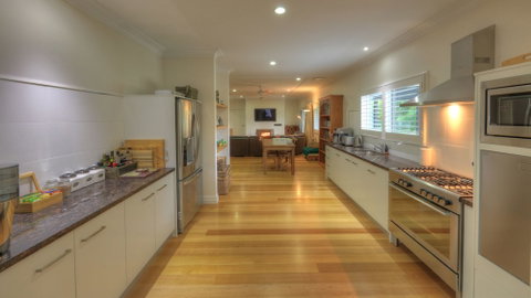 G.g's By The River - Accommodation Australia 5
