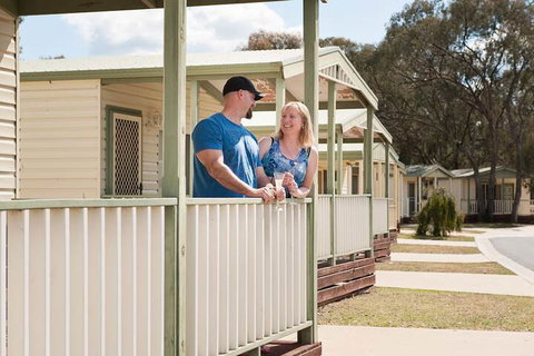 NRMA Echuca Holiday Park - Bed n Breakfasts 2