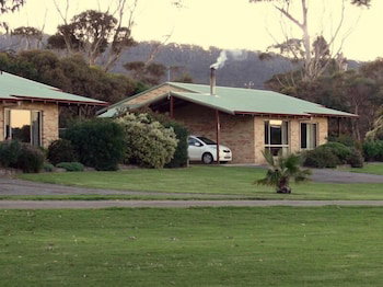 Spring Bay Villas - Accommodation Australia 3