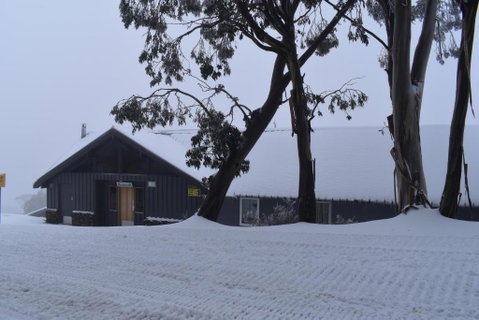 Cooroona Alpine Lodge - Accommodation Australia 5