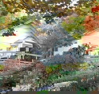 Woolrich Historic Garden Cottage - Accommodation Australia