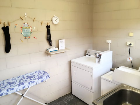 Apollo Motel Biloela - Australia Shopping 5