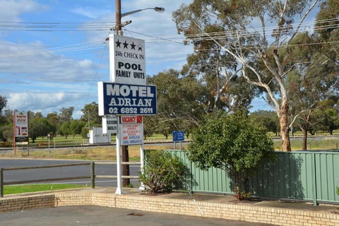 Adrian Motel - Local Tourism 3