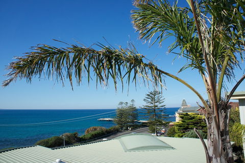 PierView Apartments - Accommodation Australia 6