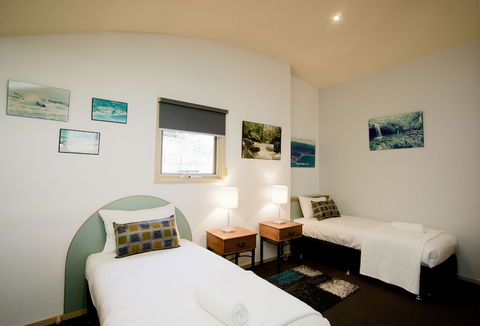 PierView Apartments - Accommodation Australia 3