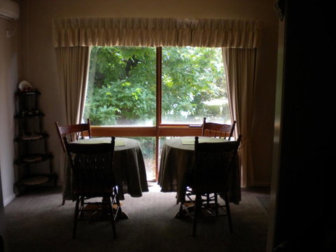 Hillview Oak B & B - Accommodation Australia 1