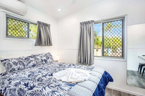 Lake Tinaroo Holiday Park - Accommodation Australia 6