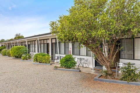 Gazebo Motor Inn - Accommodation Australia 4