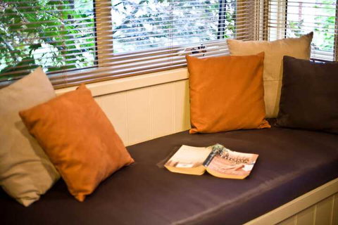 Autumn Abode Cottages Two - Local Tourism 3