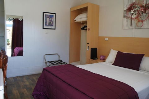 Ayrline Motel - Accommodation Australia 4