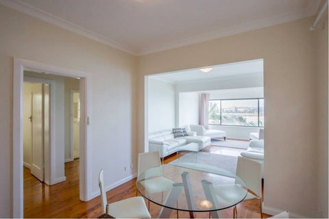 Ultimate Bondi Escape 2 - Bed n Breakfasts 4