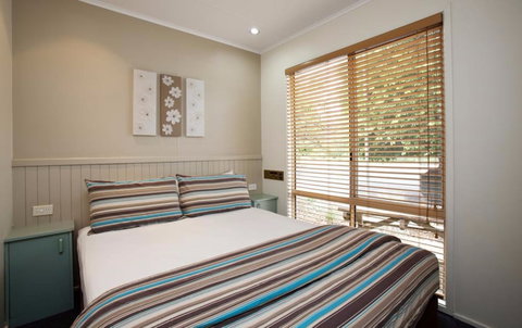 NRMA Ocean Beach Holiday Resort - Australia Shopping 3