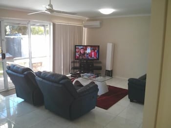 Bay Hideaway Resort - Accommodation Australia 1