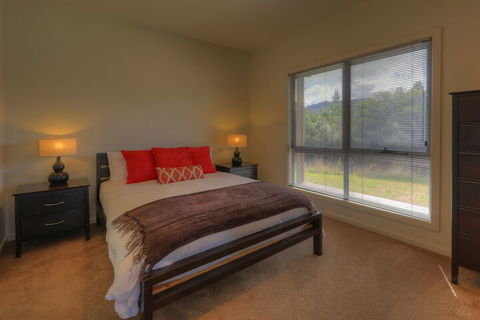 Fairwinds - Essentially Tas - Accommodation Australia 2