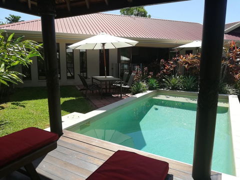 Latania Luxury Villas - Bed n Breakfasts 5
