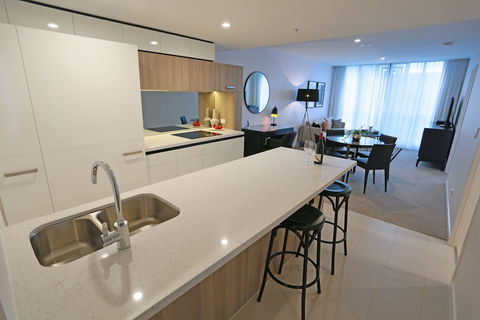 Alex Perry Hotel & Apartments - Accommodation Australia 5