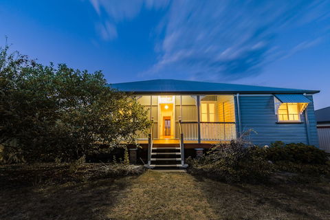 Apple Blossom Cottage - Local Tourism 2
