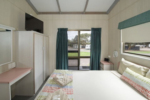 BIG4 Breeze Holiday Park â€“ Port Hughes - Australia Shopping 4