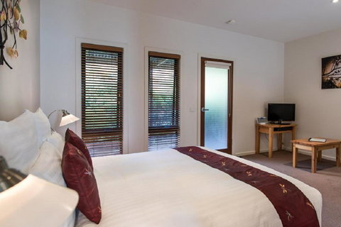 Balconies Dolphincove - Local Tourism 6