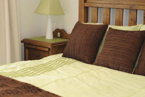 Robin Hill Retreat - Accommodation Australia 0