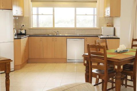 Robin Hill Retreat - Accommodation Australia 6