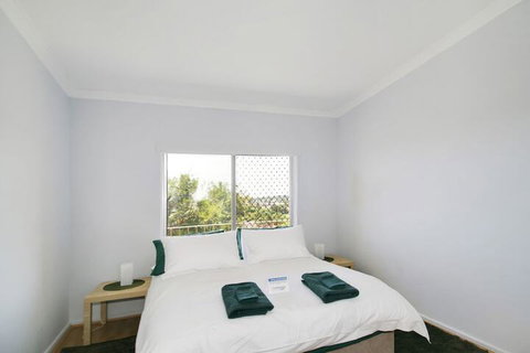 Acacia Holiday Or Business Stay Accommodation - Australia Shopping 5