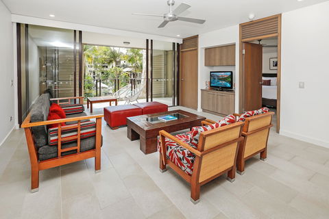 Apartment 316 At Sea Temple Palm Cove - Bed n Breakfasts 5