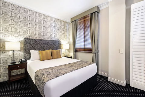ULTIQA Rothbury Hotel - Accommodation Australia 6
