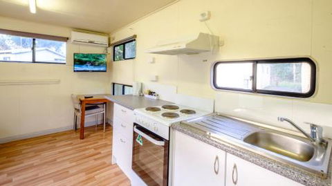 Australind Tourist Park - Australia Shopping 3