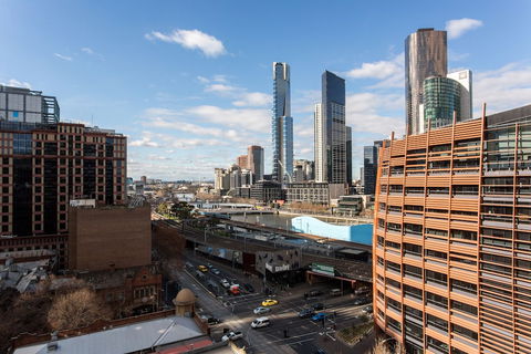 ABC Accommodation - 534 Flinders - Local Tourism 1