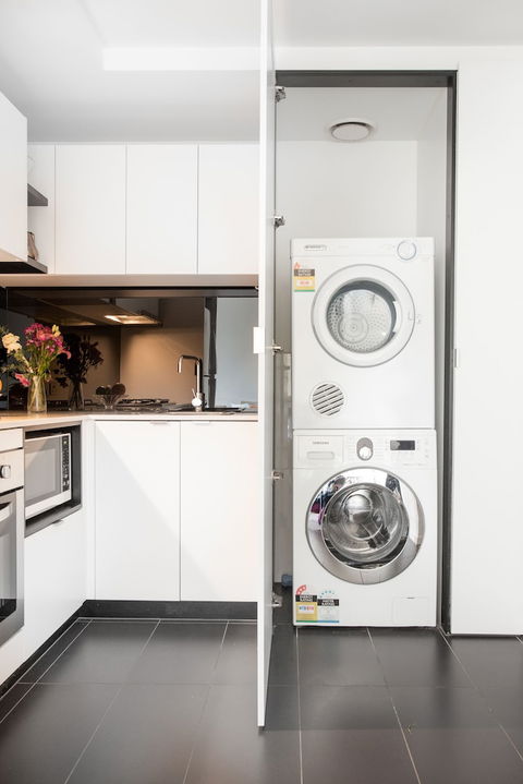 ABC Accommodation - 534 Flinders - Local Tourism 4