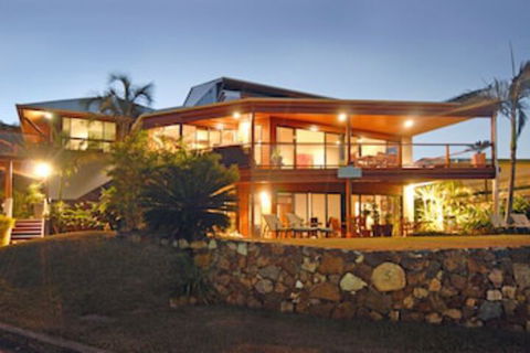 Airlie Waterfront Bed & Breakfast - Accommodation Australia 0